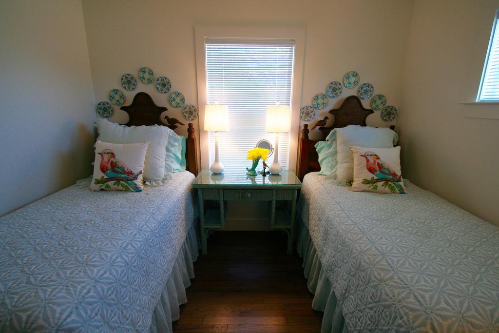 Bear Creek Cottage Manchaca Экстерьер фото